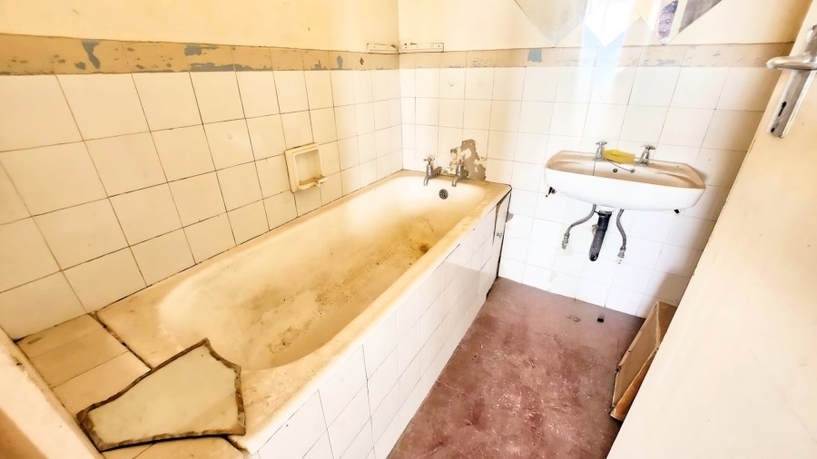 Commercial Property for Sale in La Hoff North West